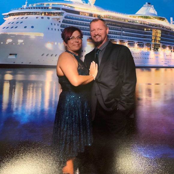 Meet your Posher, Tonya - Picture 1 of 1